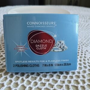 2 CONNOISSEURS DIAMOND DAZZLE POLISHING CLOTHS